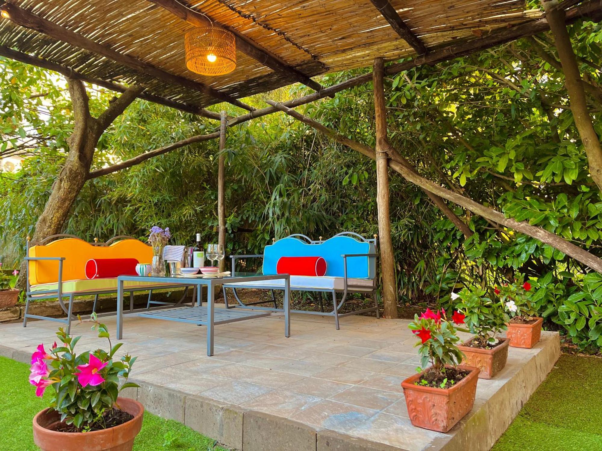 La Dimora: Relax in a lovely garden Massa Lubrense Exterior foto